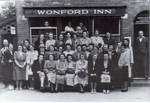 Wonford Inn customers during the war