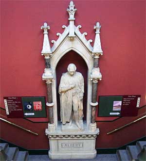 Prince Albert statue by Stephens