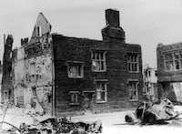 The wrecked Bampfylde House in 1942