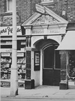 The entrance from Bridge Street