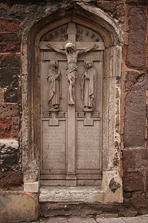 The St Olave's War Memorial