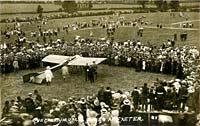 View of crowd at the air race