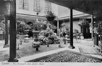 The court yard at the London Inn