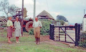 Leslie Travender, the framer and his wife.