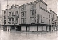 outhernhay narrowed at the northern end, before joining Sidwell Street